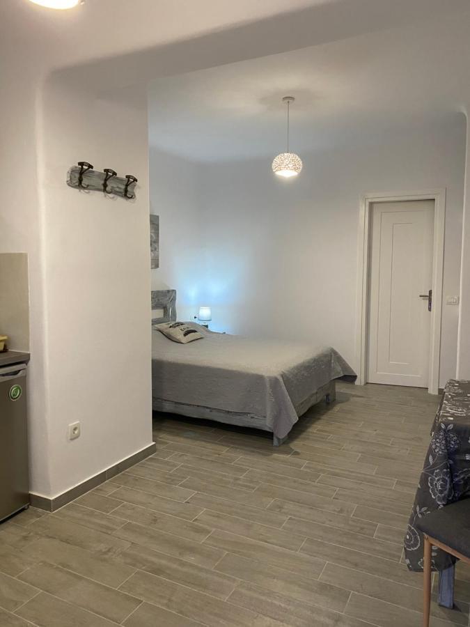 Apartament Petran Fira  Zewnętrze zdjęcie